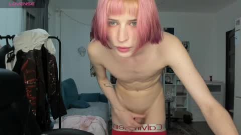 Snapshot of sweet_peach__ chatting on April 18, 2026, 7:29 pm kira online show from April 18, 2026, 7:29 pm