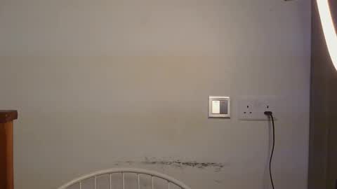 Snapshot of sweet_peachiee chatting on April 7, 2026, 12:11 am sweet peachy online show from April 7, 2026, 12:11 am