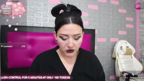  LAUREN  online show from September 10, 2025, 7:58 pm