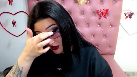 sweet_poison_666 online show from January 14, 2026, 11:42 pm