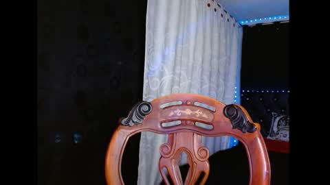 Snapshot of sweet_poison_666 chatting on May 10, 2026, 12:05 am sweet_poison_666 online show from May 10, 2026, 12:05 am