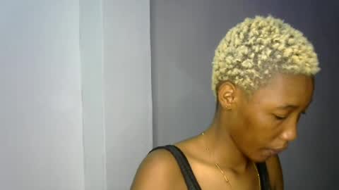 Snapshot of sweet_pussy04 chatting on June 19, 2026, 8:34 pm sweet girl online show from June 19, 2026, 8:34 pm