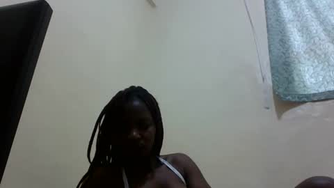 Snapshot of sweet_quinet chatting on October 15, 2025, 5:29 am Quintet online show from October 15, 2025, 5:29 am