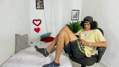 sweet_rose72 online show from May 15, 2026, 11:23 pm