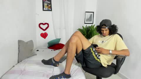 sweet_rose72 online show from May 15, 2026, 11:56 pm