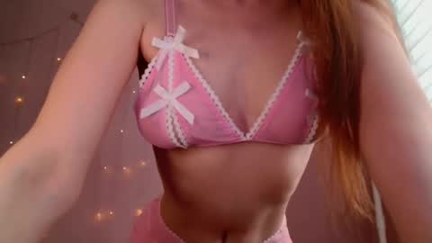 Snapshot of sweet_rosely chatting on February 15, 2026, 4:09 am Sweet Rosely online show from February 15, 2026, 4:09 am