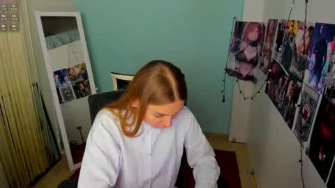 Snapshot of sweet_sabriina chatting on March 3, 2025, 6:59 am Sabina online show from March 3, 2025, 6:59 am