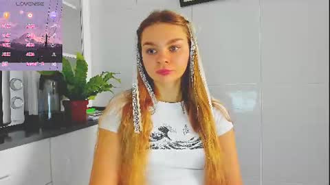 Snapshot of sweet_sabriina chatting on July 20, 2026, 6:28 am Sabina online show from July 20, 2026, 6:28 am