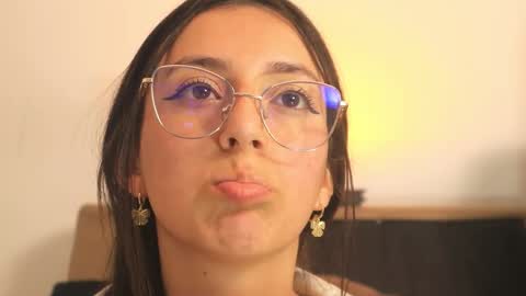 Sammy Lauren online show from February 24, 2026, 9:35 pm