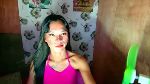 Zhienne online show from November 20, 2025, 12:16 pm