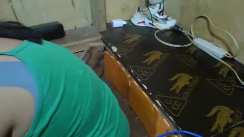 Snapshot of sweet_shafarah chatting on February 6, 2025, 2:15 pm sweet_shafarah online show from February 6, 2025, 2:15 pm