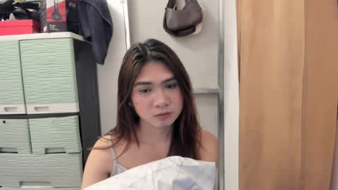 sweet_shane21 online show from July 20, 2026, 1:24 pm