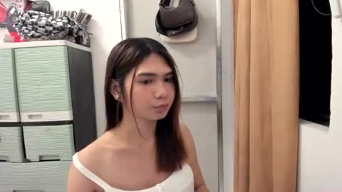sweet_shane21 online show from July 24, 2026, 1:53 pm