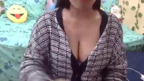 Snapshot of sweet_shivani chatting on December 4, 2024, 4:54 am sweet_shivani online show from December 4, 2024, 4:54 am
