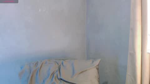 Snapshot of sweet_sirenxx chatting on February 18, 2025, 1:11 pm Leah online show from February 18, 2025, 1:11 pm