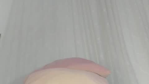 Snapshot of sweet_skiinny chatting on July 29, 2026, 12:36 pm Adeline online show from July 29, 2026, 12:36 pm