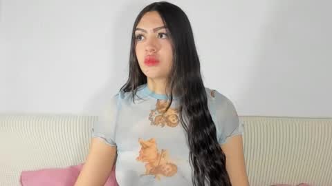 Snapshot of sweet_sophie_7 chatting on January 21, 2025, 3:21 pm sweet_sophie_7 online show from January 21, 2025, 3:21 pm