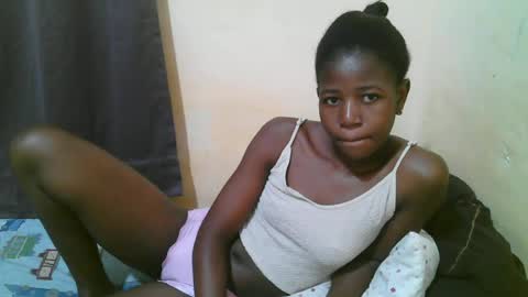 Snapshot of sweet_tattiana chatting on June 25, 2026, 9:47 am Tatty online show from June 25, 2026, 9:47 am