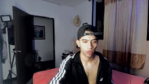 Snapshot of sweet_tippot chatting on January 30, 2025, 3:00 am Tippot and Germaine online show from January 30, 2025, 3:00 am