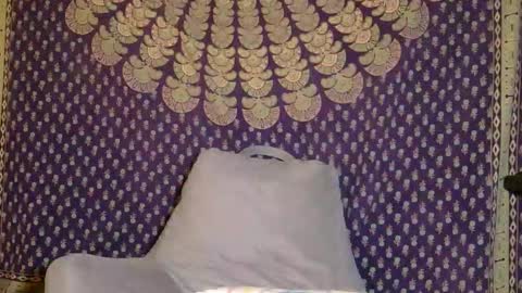 Heidi Brenner - Please check bio for schedule  FAQ online show from October 16, 2025, 11:17 pm