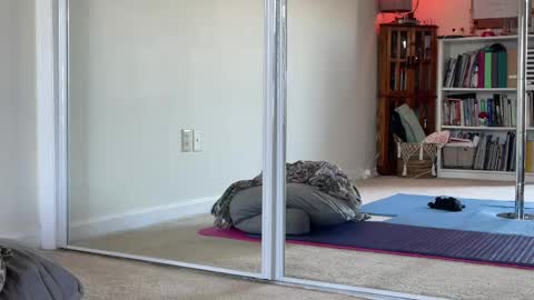 Heidi Brenner - Please check bio for schedule  FAQ online show from March 12, 2026, 8:37 pm