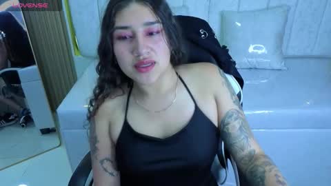 Snapshot of sweet_tx_ chatting on October 24, 2025, 1:29 pm Online 800 to 1400 online show from October 24, 2025, 1:29 pm