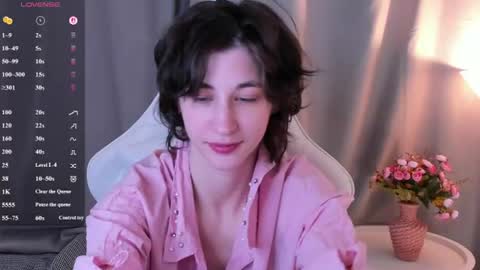Carolina Lu online show from June 18, 2026, 2:12 am