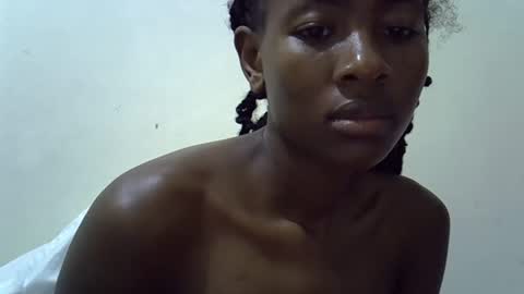 Princess vee online show from May 2, 2026, 2:11 pm