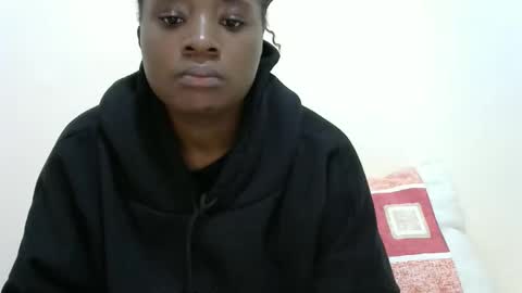 sweet_veebouset online show from September 27, 2025, 9:47 am