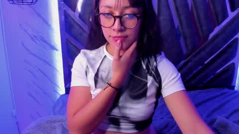 sweet_venus4 online show from January 14, 2025, 12:33 am