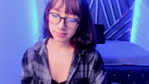sweet_venus4 online show from January 24, 2025, 6:35 pm