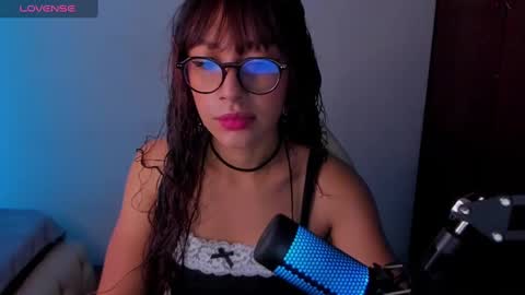 sweet_venus4 online show from February 27, 2025, 11:20 am