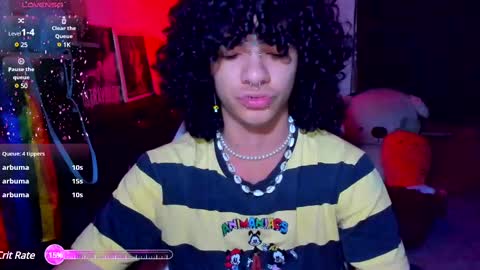 Snapshot of sweet_vond chatting on February 15, 2025, 10:11 am Steven independent model online show from February 15, 2025, 10:11 am