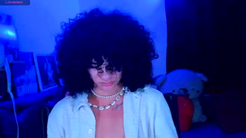 Snapshot of sweet_vond chatting on February 26, 2025, 8:48 am Steven independent model online show from February 26, 2025, 8:48 am