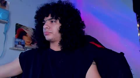 Steven independent model online show from November 24, 2025, 2:55 am