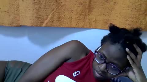 Snapshot of sweet_zarah chatting on March 2, 2026, 7:21 pm sweet_zarah online show from March 2, 2026, 7:21 pm