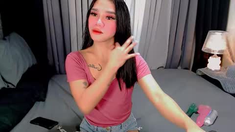 Snapshot of sweet_zoey12 chatting on October 25, 2025, 8:55 am bea takashi  online show from October 25, 2025, 8:55 am