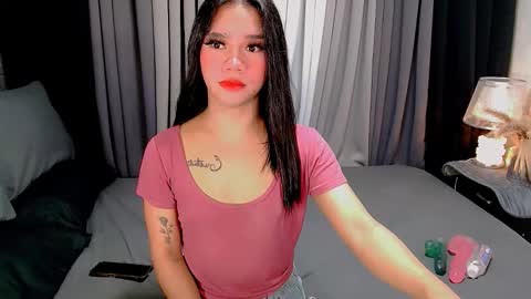 bea takashi  online show from November 12, 2025, 8:59 am