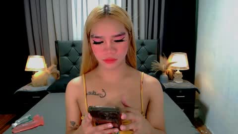 bea takashi  online show from April 26, 2026, 9:40 am