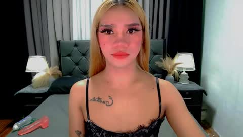 Snapshot of sweet_zoey12 chatting on May 12, 2026, 10:23 am bea takashi online show from May 12, 2026, 10:23 am