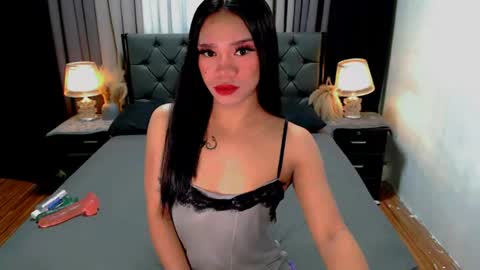 Snapshot of sweet_zoey12 chatting on July 4, 2026, 9:48 am bea takashi online show from July 4, 2026, 9:48 am