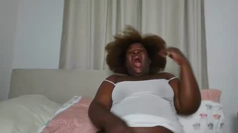 Snapshot of sweetafricangal chatting on July 24, 2026, 7:01 pm NASHA online show from July 24, 2026, 7:01 pm