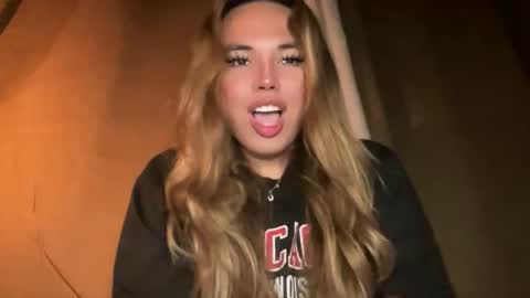 Snapshot of sweetalexa19 chatting on March 26, 2026, 7:30 pm alexa your one and only queen online show from March 26, 2026, 7:30 pm