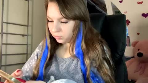 sweetalissa18 online show from December 27, 2024, 7:40 am