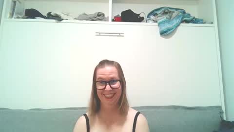 sweetandnaughty123 online show from March 16, 2026, 3:34 am