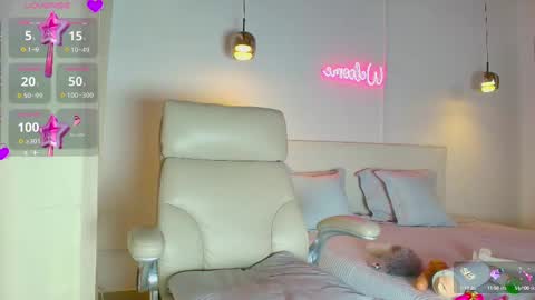 Andrea Cheryl GiLandreagil80 In Instagram online show from February 19, 2025, 4:44 pm