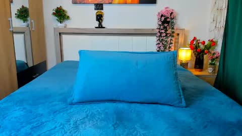 Snapshot of sweetangell69_ chatting on February 20, 2026, 6:19 am Viorica online show from February 20, 2026, 6:19 am