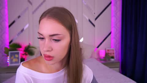 SweetAngellic online show from September 22, 2025, 12:51 pm