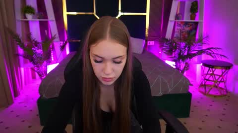 SweetAngellic online show from September 25, 2025, 1:26 pm