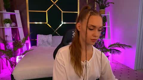 SweetAngellic online show from October 12, 2025, 2:27 pm